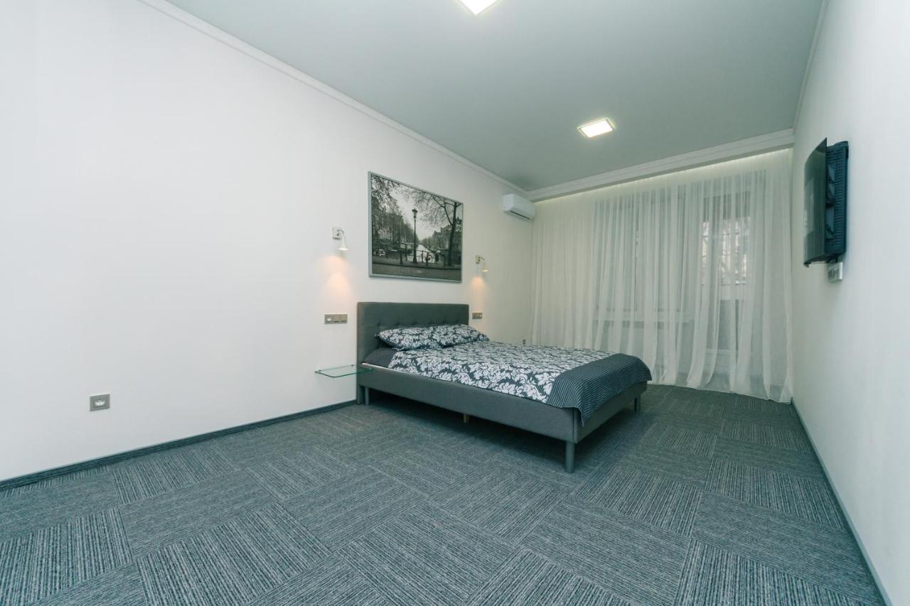 Hotrent City Deluxe Kiev Exteriör bild
